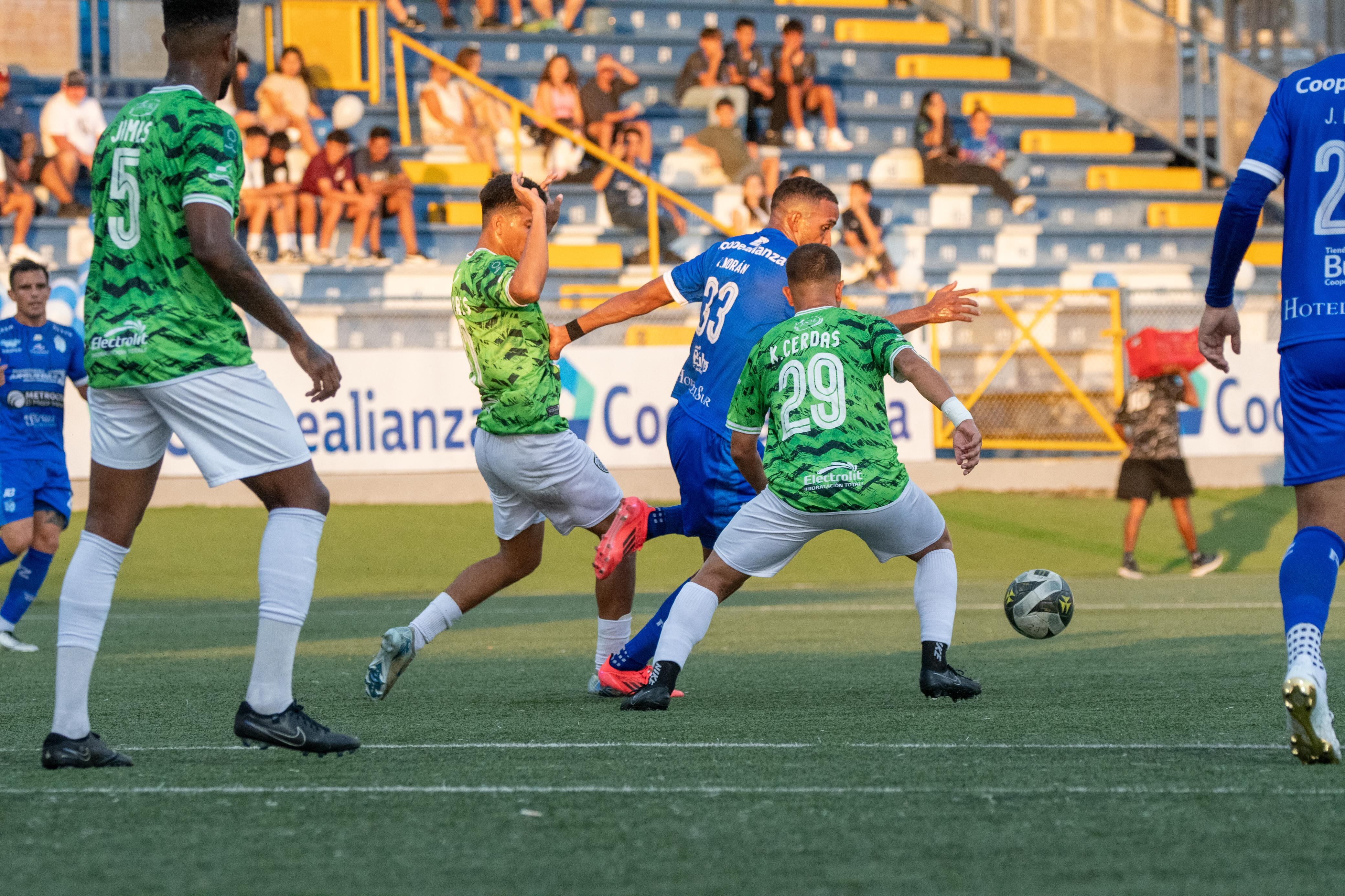Pérez Zeledón derrotó con contundencia al Santosde Guápiles, con marcador 2-1. Prensa PZ.