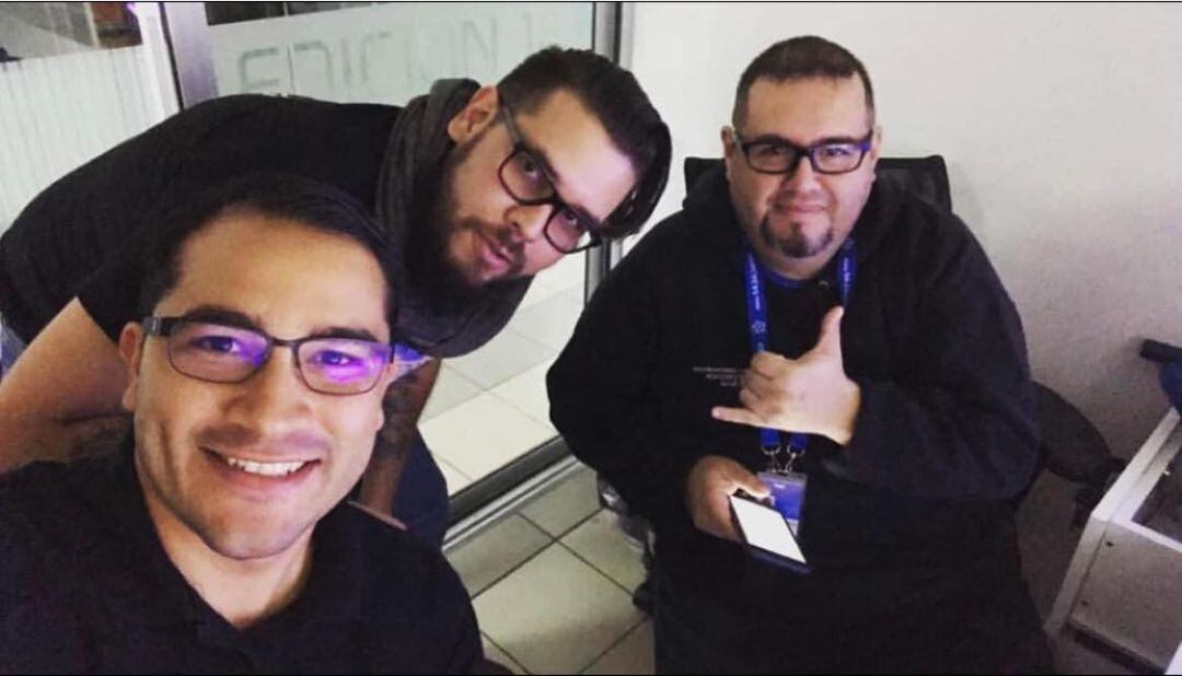 Periodistas despiden al camarógrafo Alberto Córdoba, Gemelo.