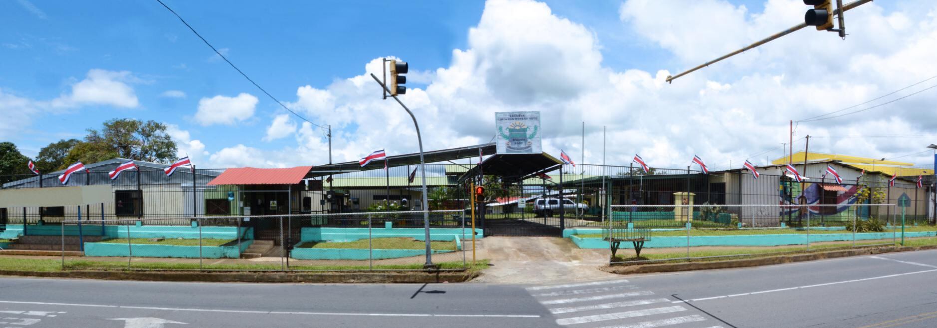 Ambos hermanos fueron estudiantes de la escuela Timoleón Morera Soto, en Alajuela. Foto Facebook.