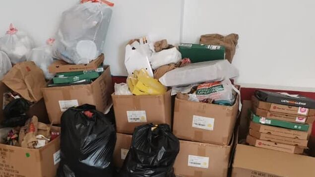 Devolver la jama que cliente cancela tiene en pleito a repartidores con PedidosYa, Rappi y Uber Eats