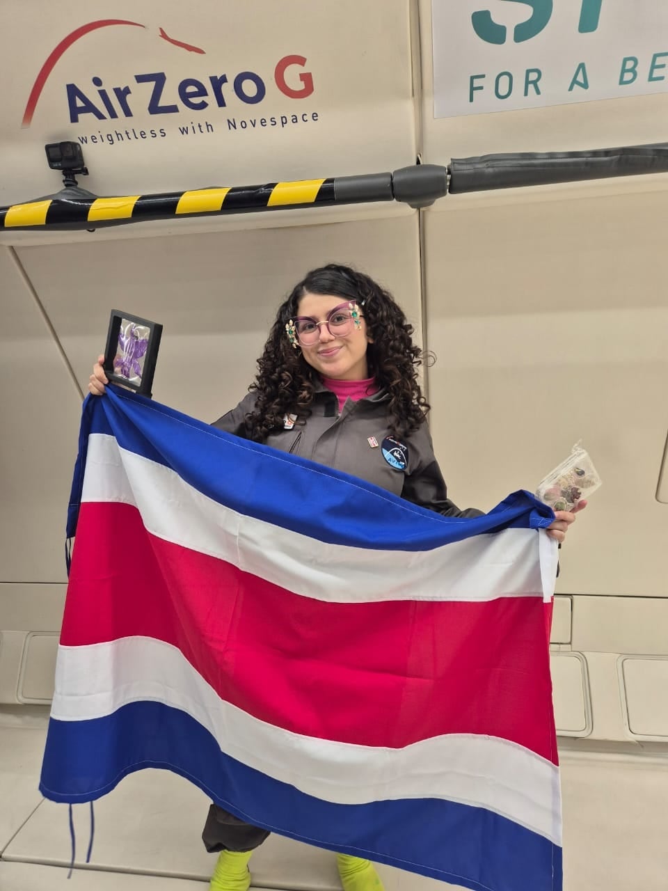 Fiorella Arias, ingeniera en Biotecnología graduada del TEC, llevó a gravedad cero, cultivos y el orgullo tico a un vuelo de práctica espacial con microgravedad en Francia