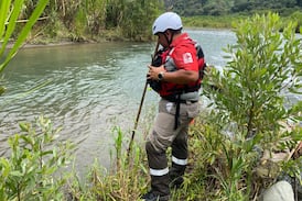 Cruz Roja inicia operativo para buscar a hombre que habría sido arrastrado por corriente en catarata