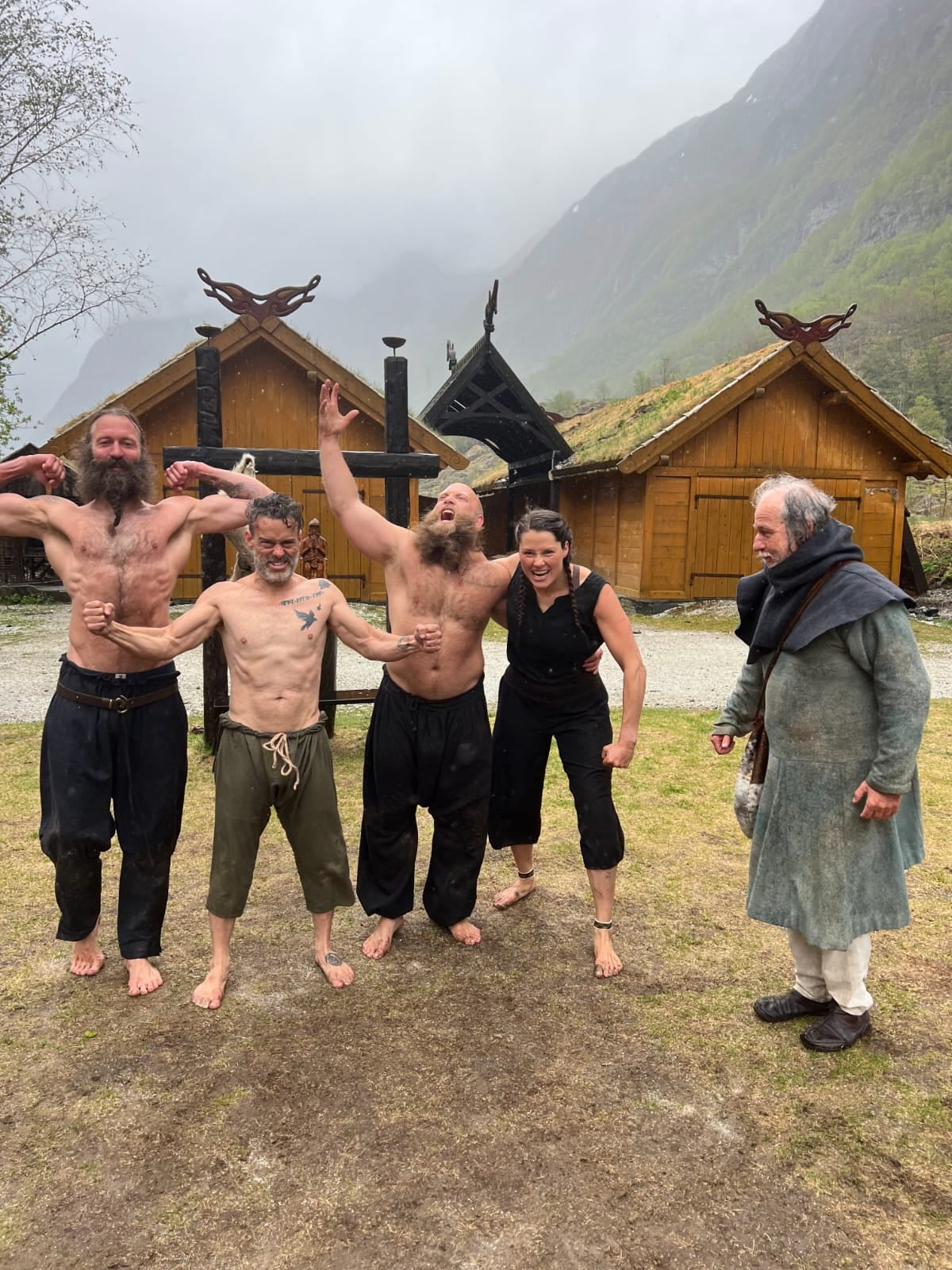 Roberto Fontana, vecino de Desamparados, ganó invicto el Mundial de Lucha Vikinga y se convirtió en el primer campeón mundial fuera de los países escandinavos en la historia.