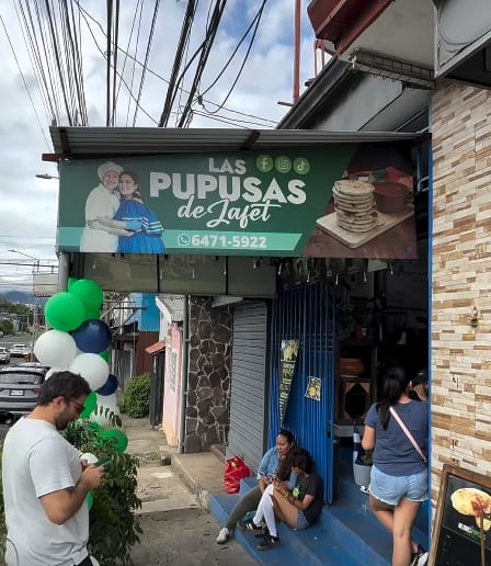 Jafet Jerez y su Pupusatón para salvar sus dos locales de venta de pupusas salvadoreñas.