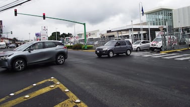 ¿Va de compras este viernes negro? Esto es lo que advierte la Policía de Tránsito