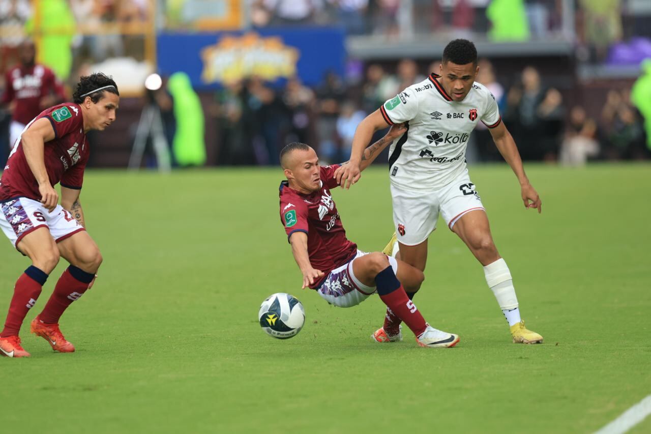 Saprissa vs. Alajuelense