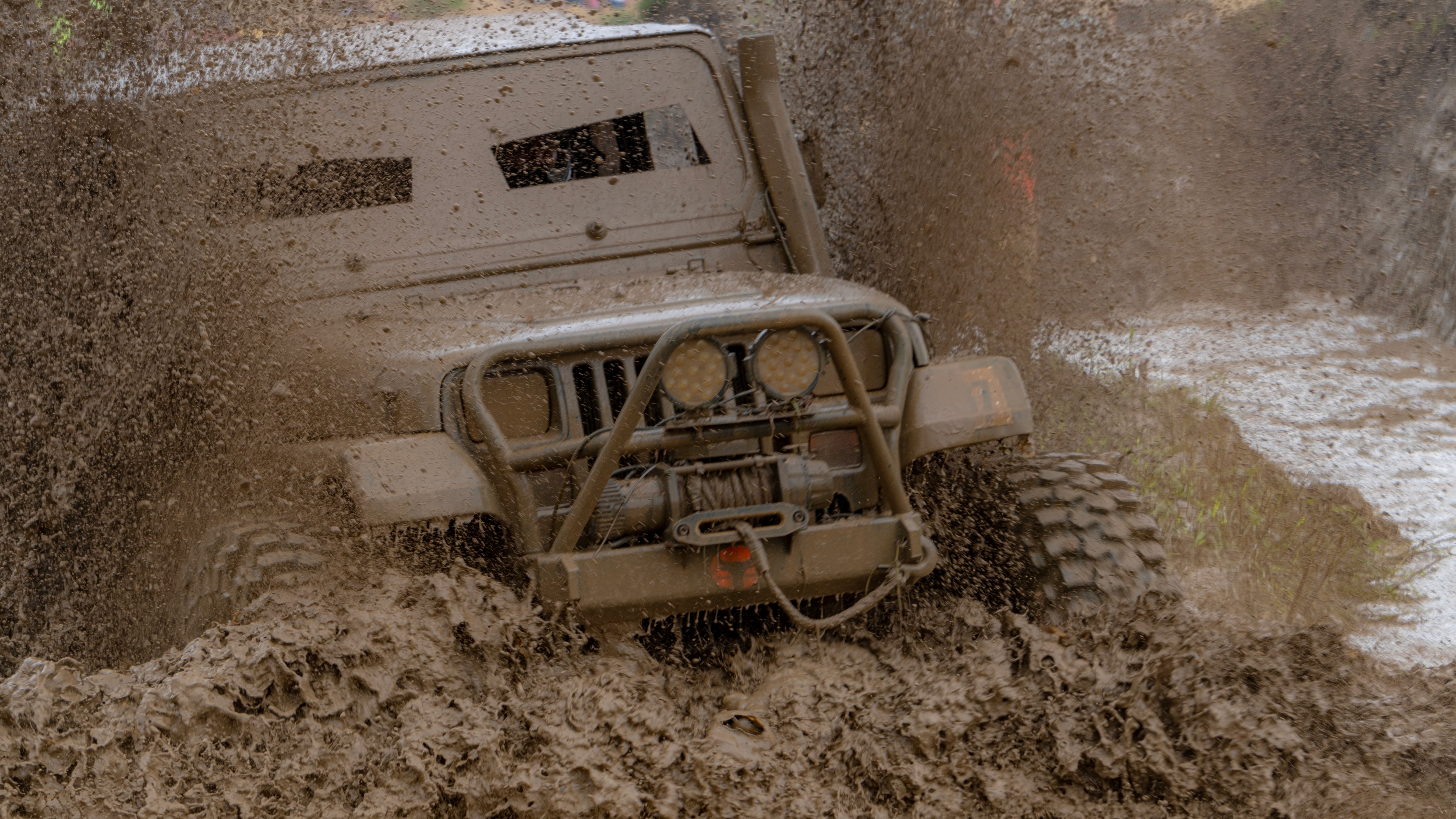 El Desafío 4x4 Al Límite calienta motores y se alista para dar un show de lujo y celebrar a los mejores pilotos del país. Foto: Cortesía de Al Límite 4x4.