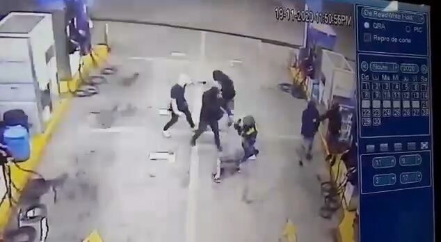 Grupo de 7 asaltantes atacan a pistero en San Ramón. Captura de pantalla.