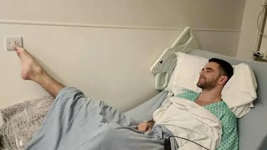 Actor perdió medio pulmón tras confundir síntomas de cáncer con una gripa