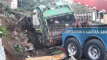 Video muestra cómo ocurrió el trágico accidente de camión de basura que cobró la vida de un hombre en Heredia