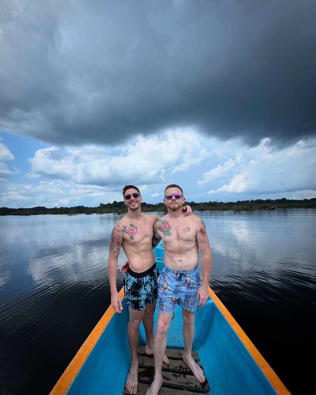 Javier Acuña aprovechó que esta semana tuvo libre en Teletica para escaparse a un maravilloso y arriesgado rincón del mundo junto a su amor