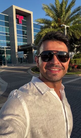 Sergio González, periodista de canal 8, en el programa Hoy Día de Telemundo.