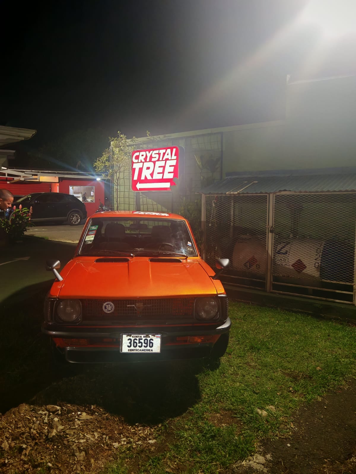 Marco Antonio Camacho es el orgullo dueño de Pepe, un Toyota Corolla de 1971.