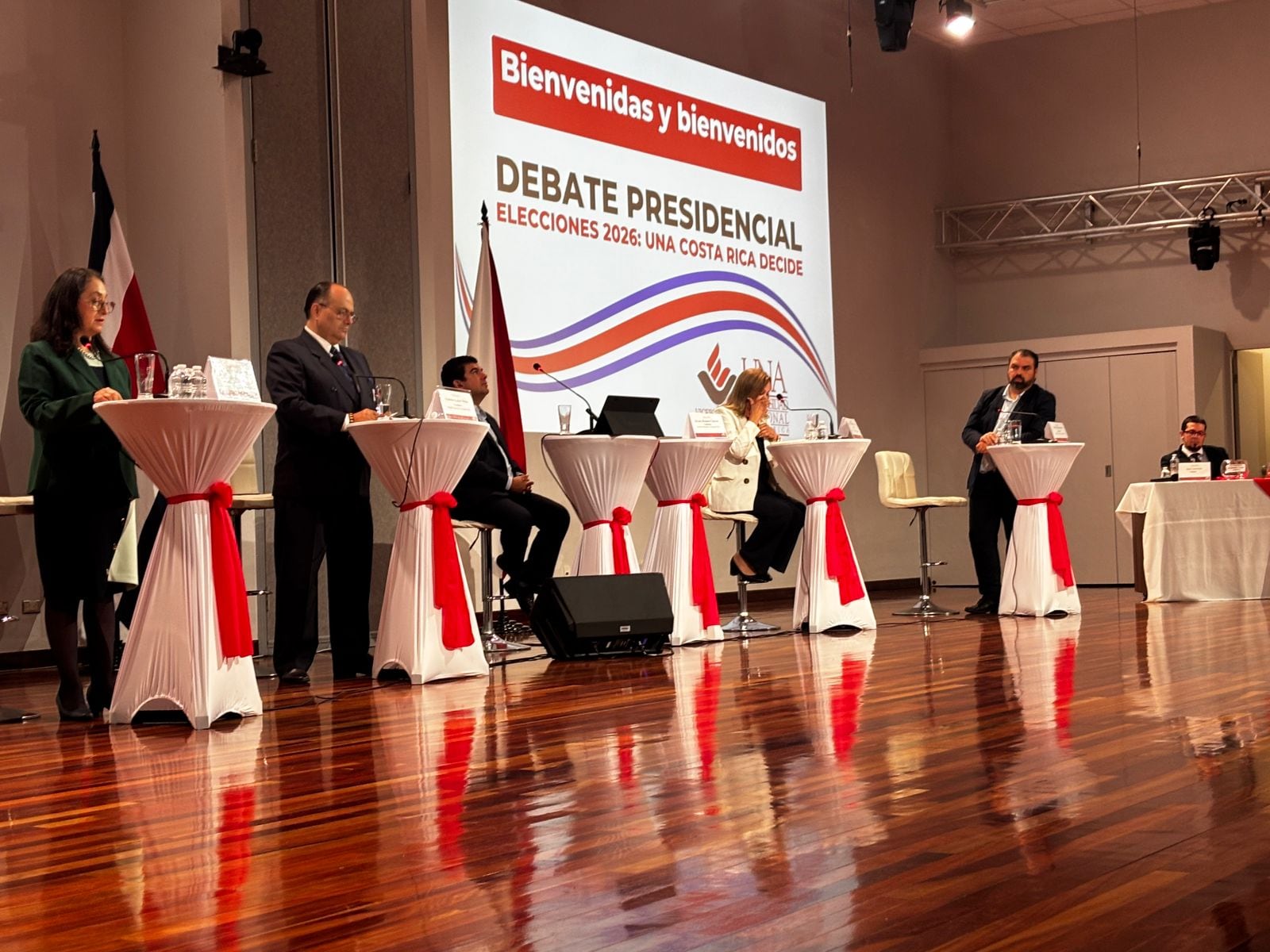 Debate UNA