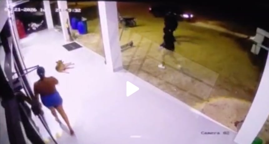 La mujer gritaba para que los sicarios no le hicieran daño a su hija.