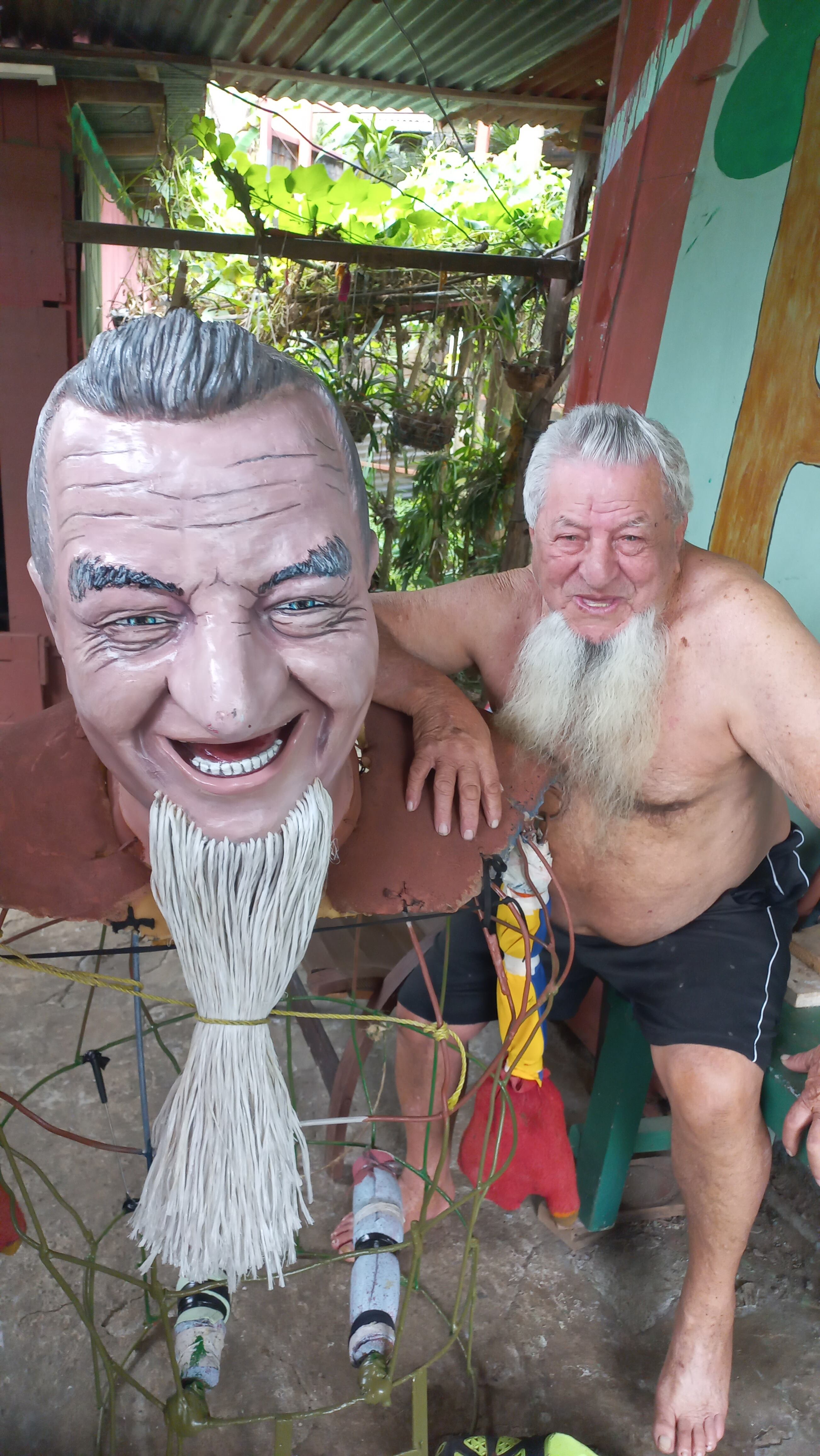 'Poldo' fue el encargado de animar las mascaradas durante 47 años, en San Roque de Grecia.