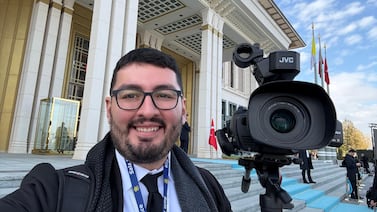 Primer costarricense en viajar en el avión papal revela lo que le dijo a León XIV