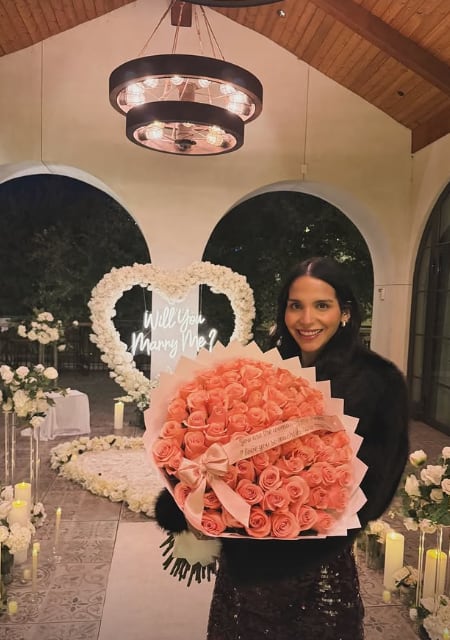 Nicole "Coco" Roper se comprometió con su misterioso novio.