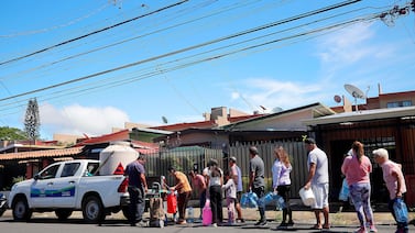 Funcionarios del AyA relacionados con caso de contaminación de agua deberán cumplir medidas