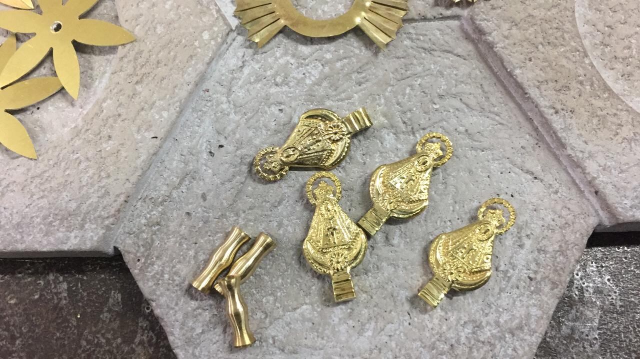 Fernando Soto Coto es el único Joyero de la Virgen de la familia Del Valle que queda con vida y la crisis por la pandemia lo golpeó duro hasta que se puso a hacer virgencitas