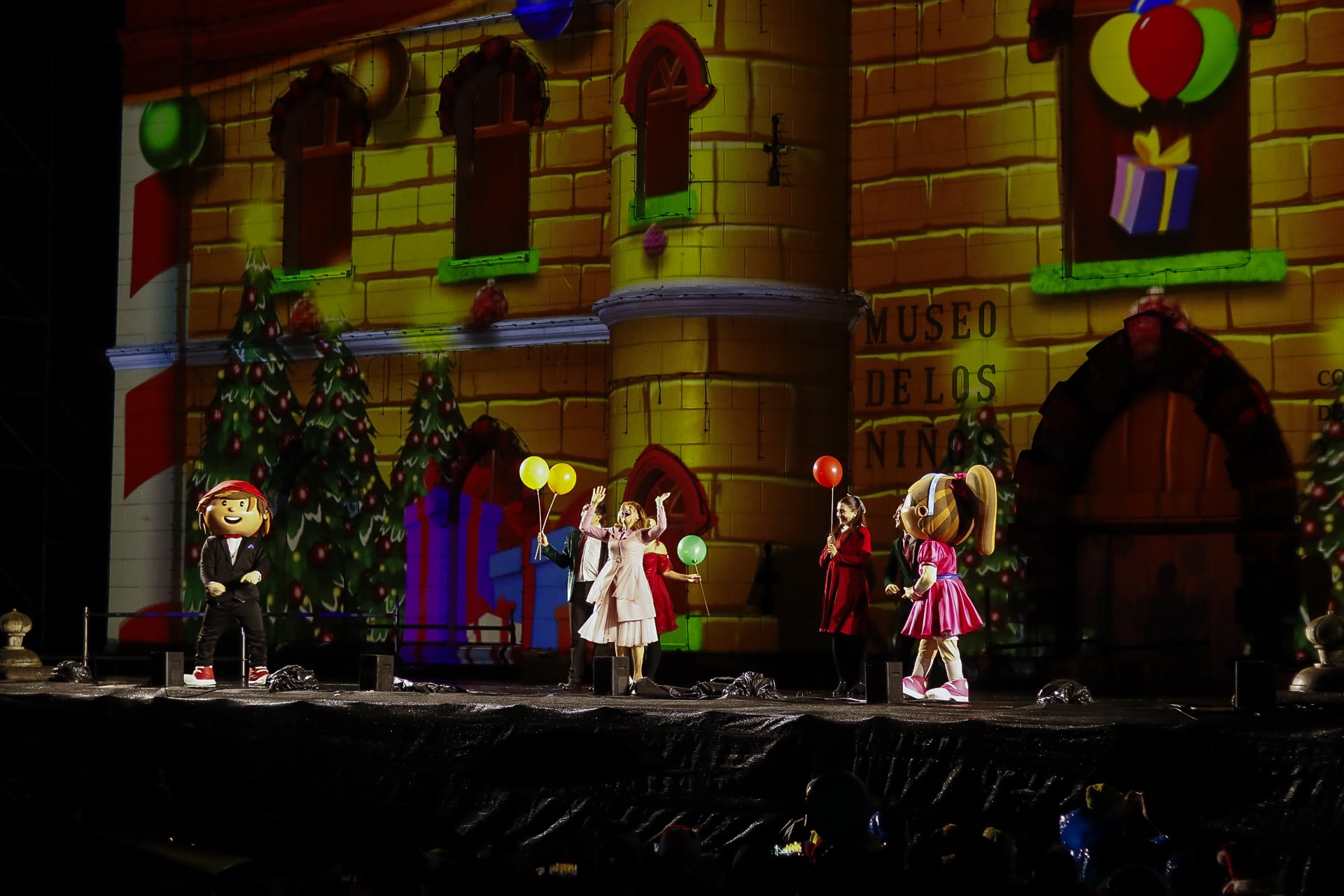 29/11/2024. Iluminación del Museo de los Niños. San José. Fotografía: Lilly Arce.