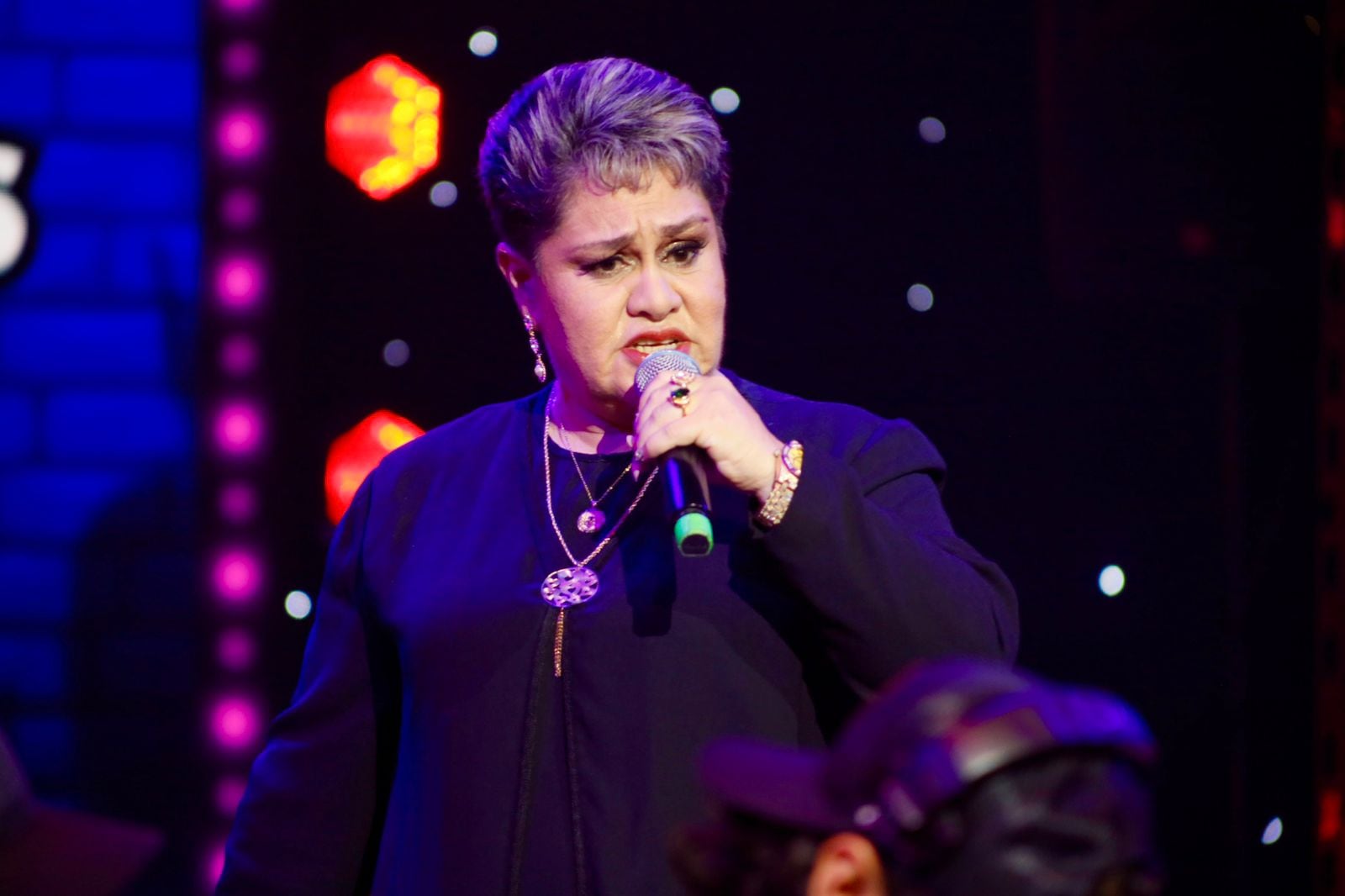 Danier Vanessa Barrantes fue la ganadora de la noche en Batalla de Karaoke y avanzó directo a la gran final.