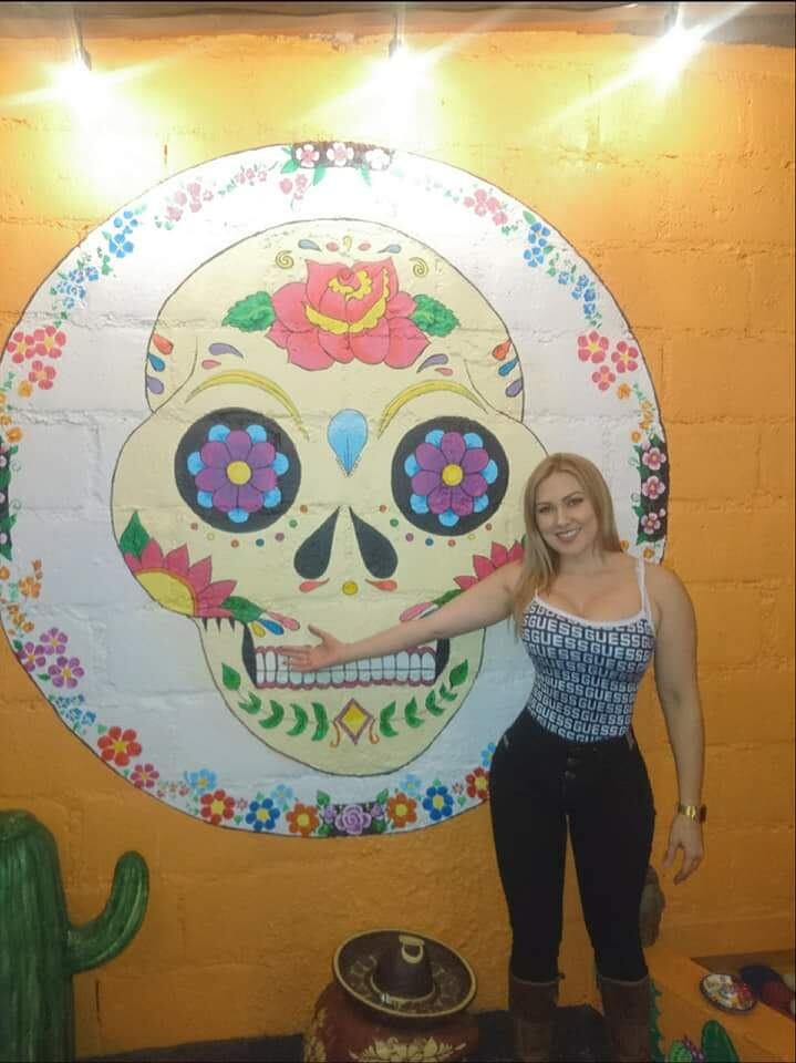 Minerva Hernández, reina de belleza y sobreviviente de violencia doméstica.