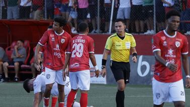 Abogado aclara si FIFA podría castigar al fútbol de Costa Rica por recurso de Santos