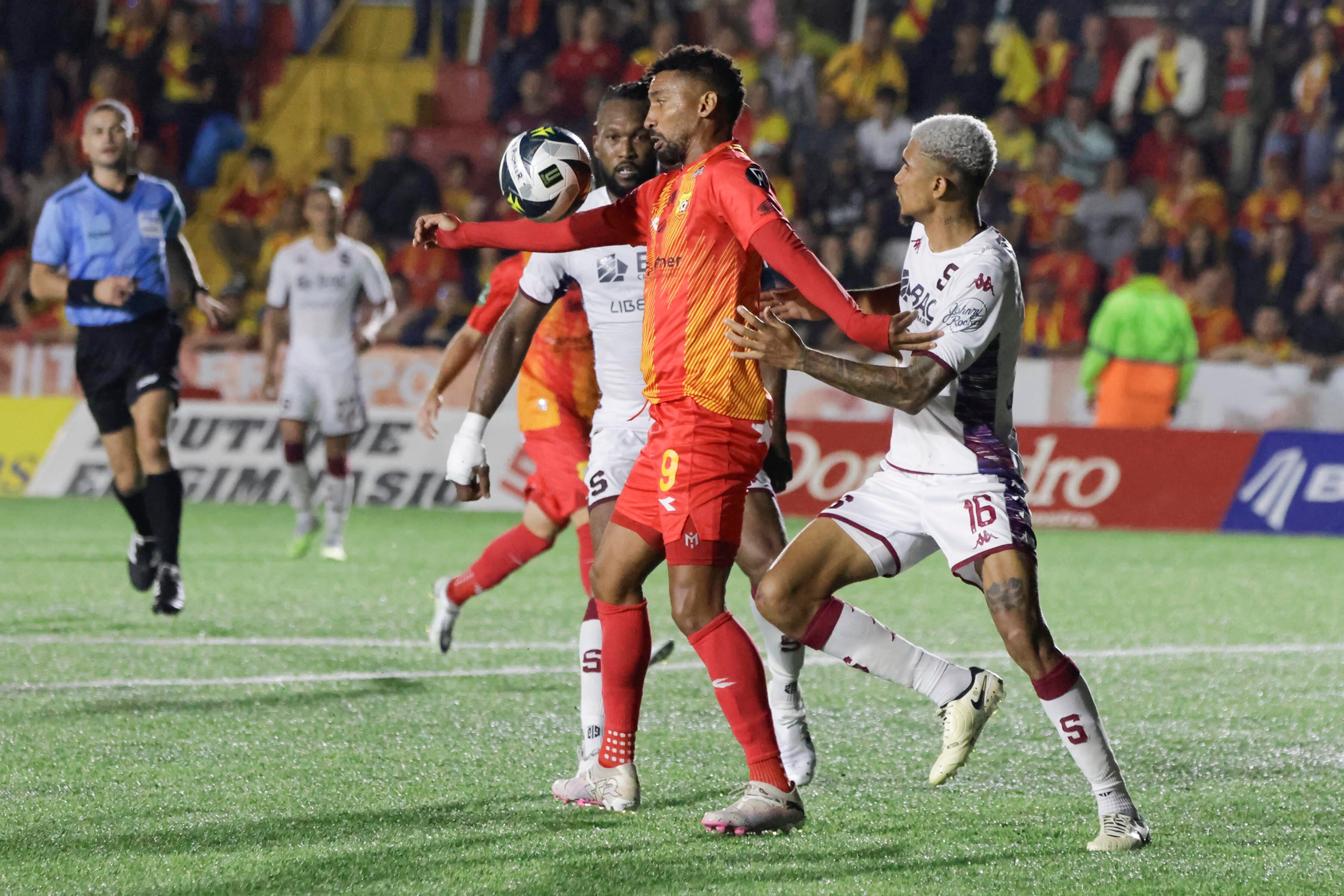 Herediano vs Saprissa