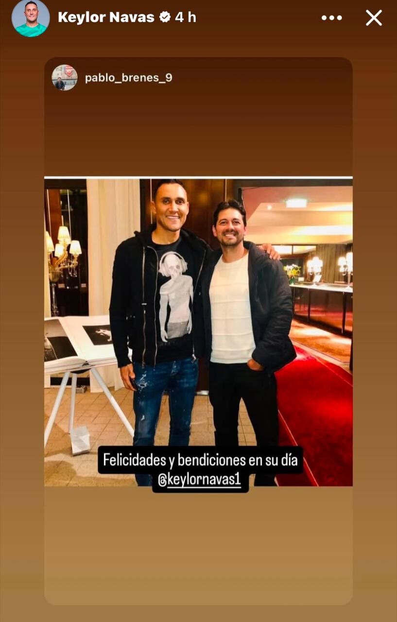 Keylor Navas fue felicitado por varios jugadores y exjugadores.