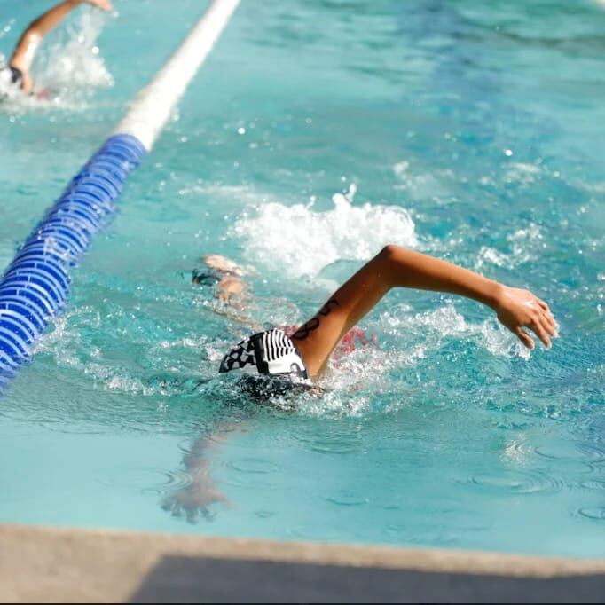 Adolescente súper carga ya cuenta con más de 20 medallas en diferentes competiciones
