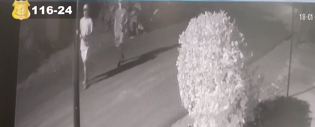 Buscan sospechosos de tirar bomba molotov en casa de mujer