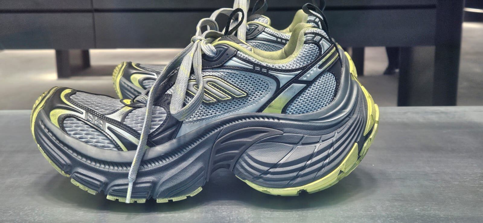 Reloj carísmo en Cancún