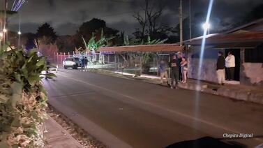 Aterradora balacera contra carro por poco cobra las vidas de 4 personas