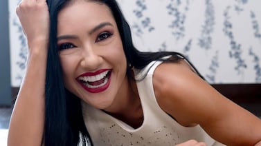 Nancy Dobles pasa por un gran momento de felicidad y lo celebra a lo grande