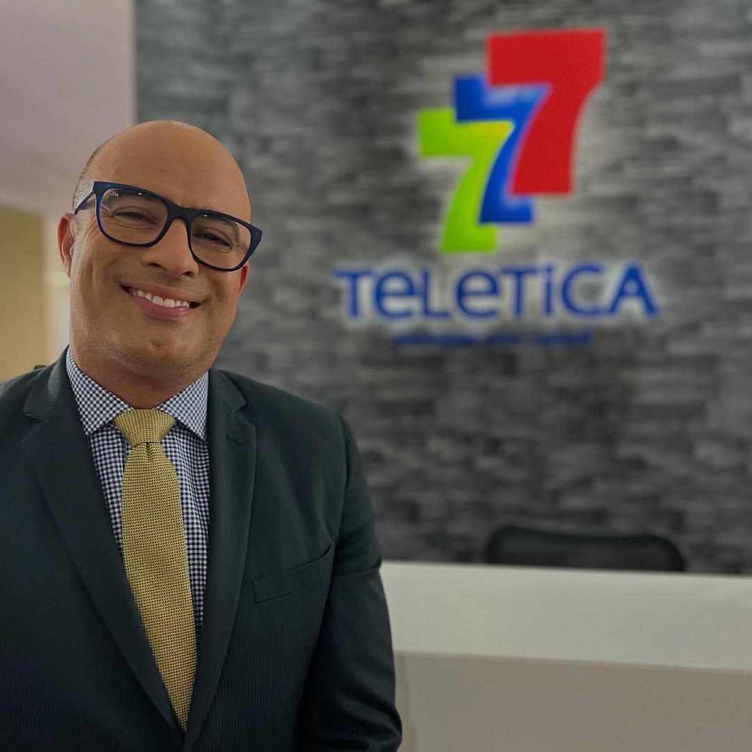 Jorge Martínez celebró 27 años de trabajar en Teletica. Instagram Jorge Martínez.