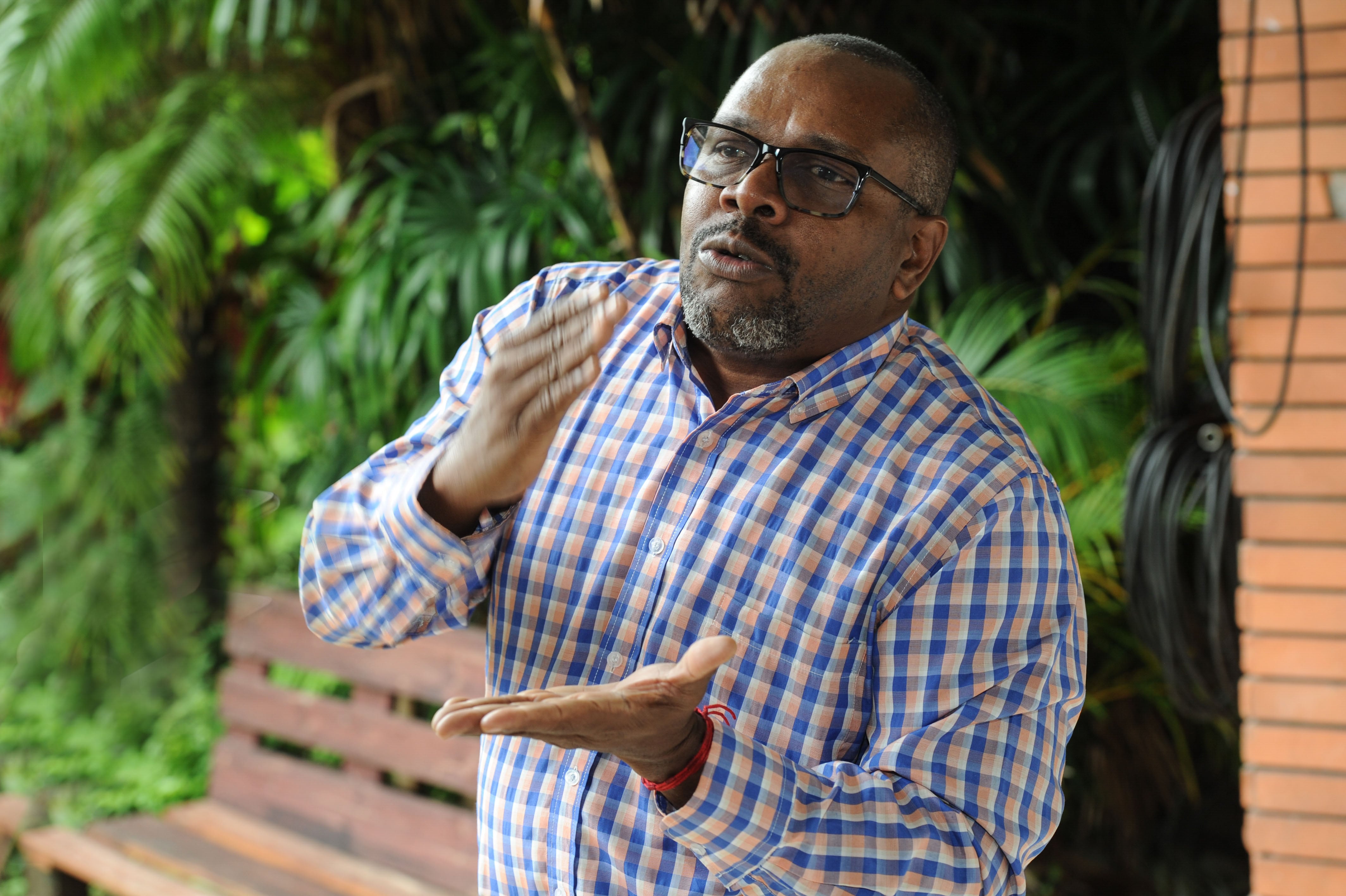 Periodista de deportes Harrick McLean