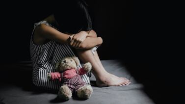 Padrastro ideó macabro plan e hizo vivir una pesadilla a niña