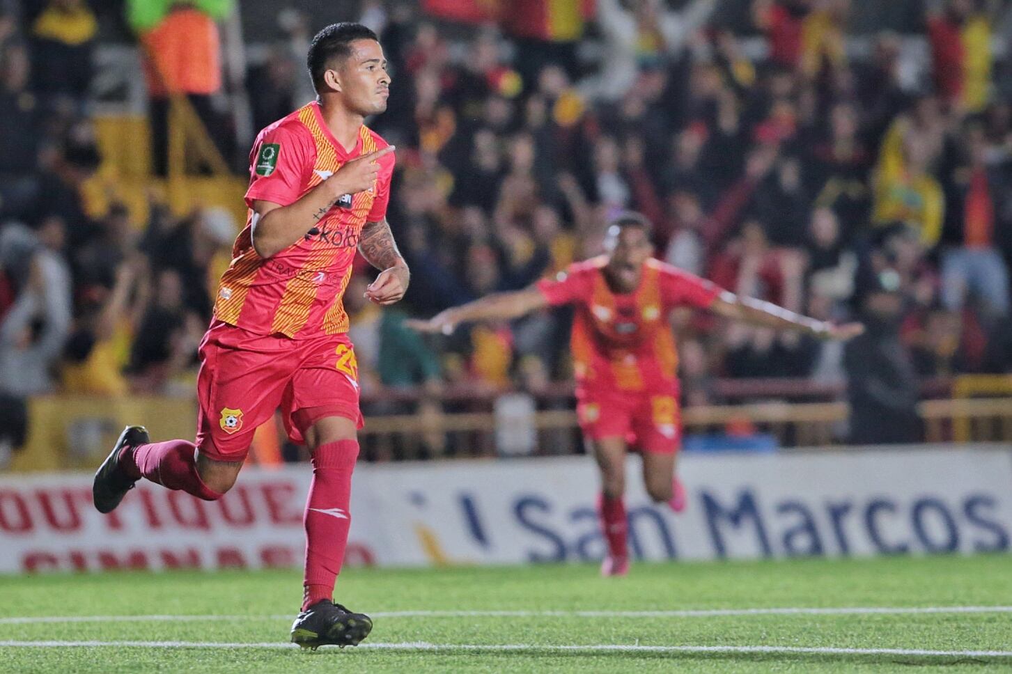 24/01/2024/ Juego entre el Club Sport Herediano vs Deportivo Saprissa por la jornada 4 del torneo clausura de la copa Promerica en el estadio Carlos Alvarado de Santa Bárbara de Heredia / Foto John Durán