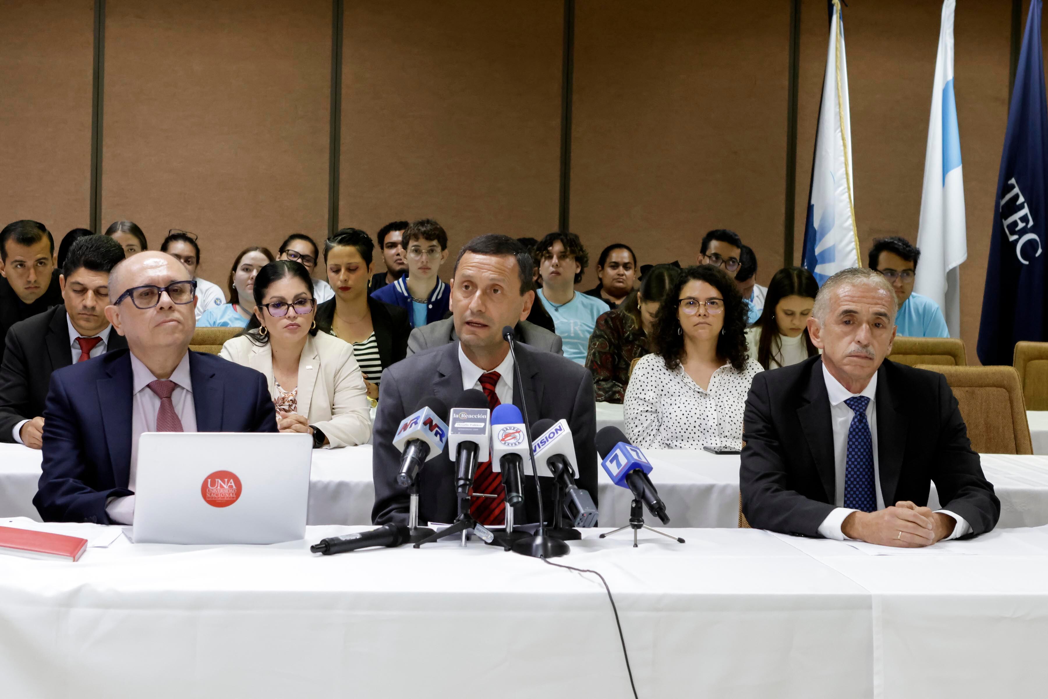 Conferencia rectores