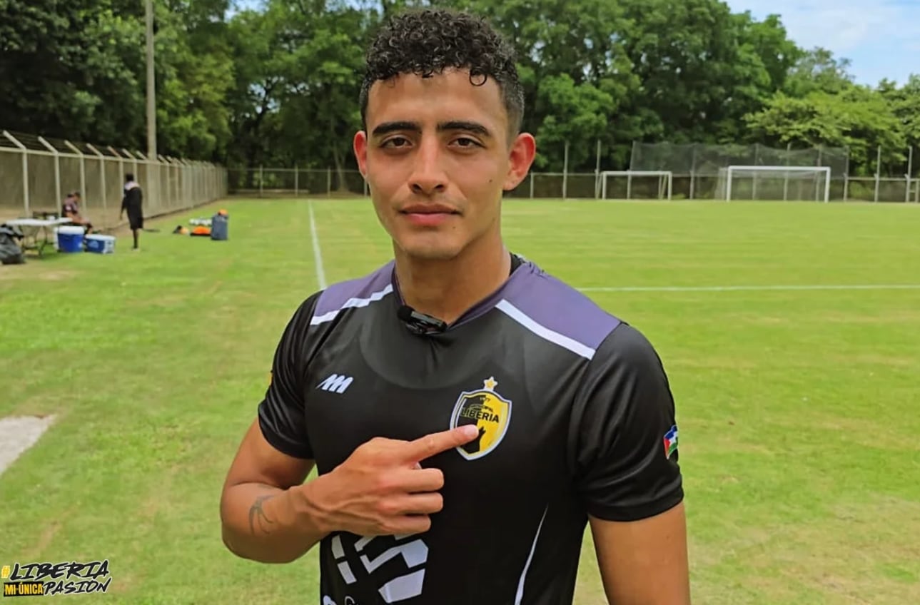 Daniel Chacón, defensa del Municipal Liberia.