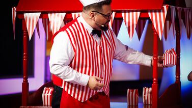 Pequeñas abejitas debieron jugar en equipos para salvarse juntos