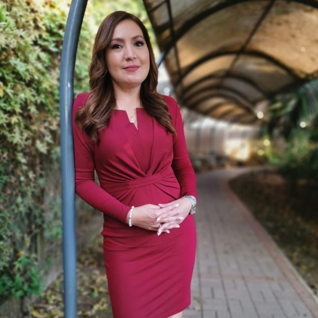 Periodista de Teletica, Yessenia Alvarado.