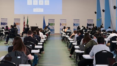 ¿Qué pasa con los doctores graduados que pierden el examen de incorporación al Colegio de Médicos?