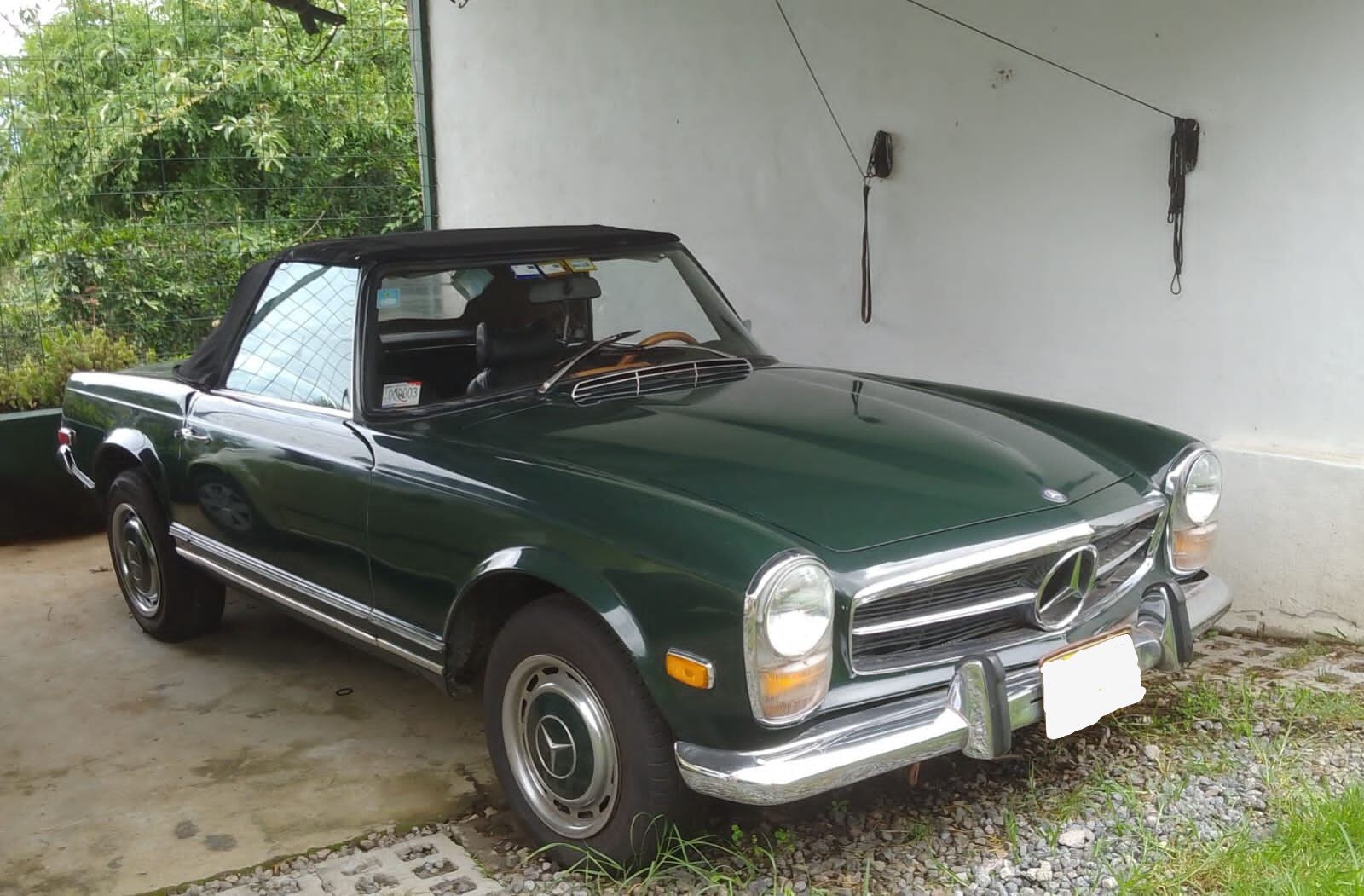 Mercedes Benz, propiedad de don Mario. Cortesía.