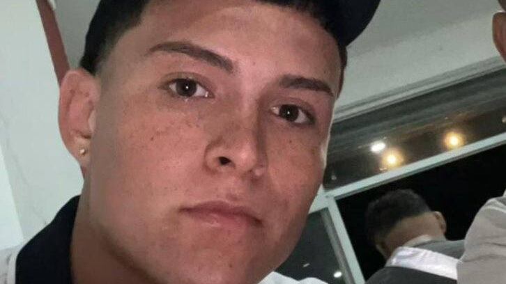 Josué Pérez Jiménez, de 19 años, murió al chocar con un chapulín varado en Cerro Negro en La Rita de Pococí. Foto: Cortesía para La Teja