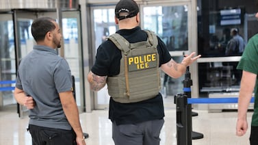 Surge noticia sobre el famoso periodista que había sido detenido por el ICE
