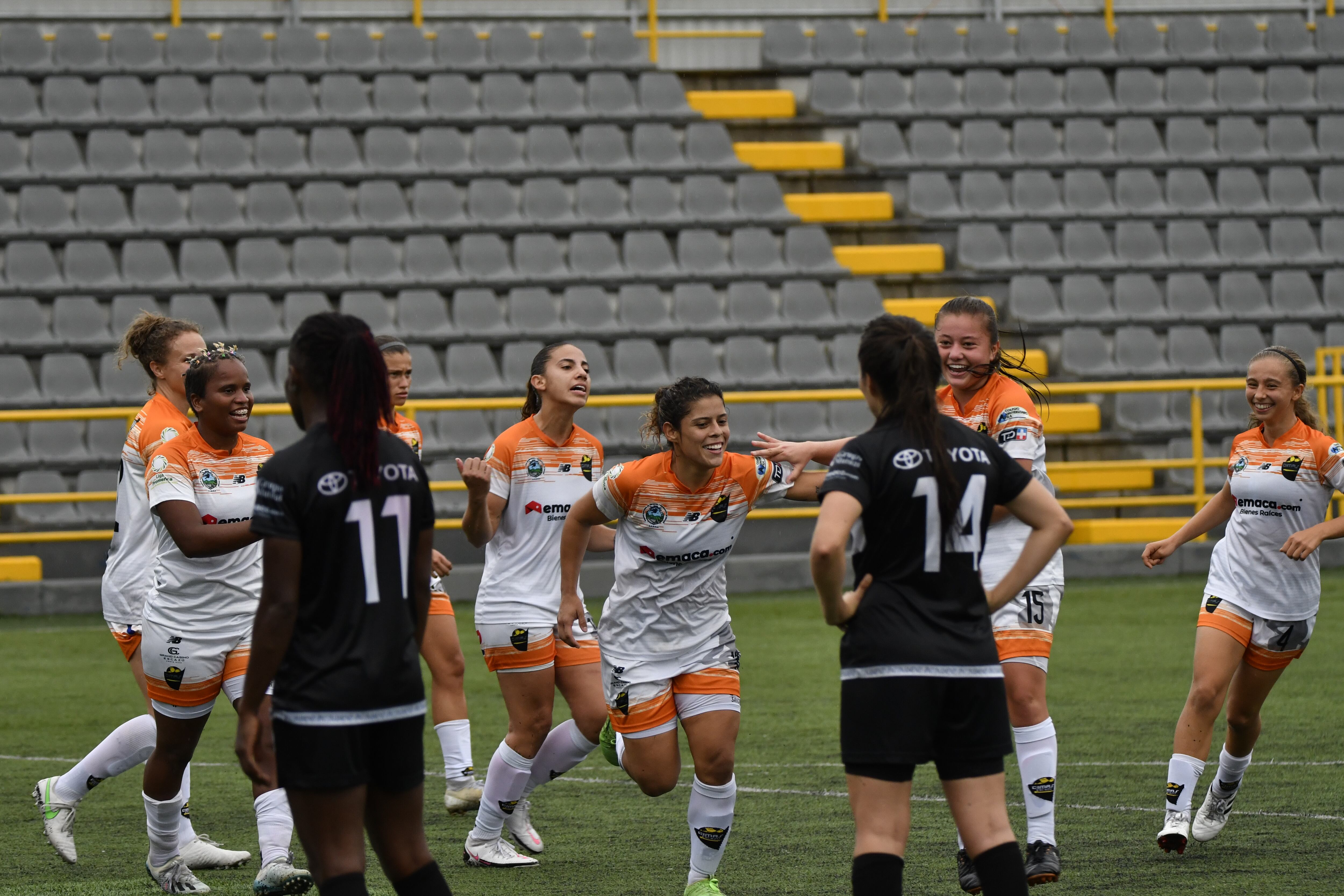 Dimas Escazú que le ganó 3-1 a Sporting FC. Los goles de Dimas fueron de Yaniela Arias (minuto 75’), Cristel Sandí (80’) y Jennie Lakip (97’). Sporting anotó a los 20 minutos gracias a Yelin Rojas.