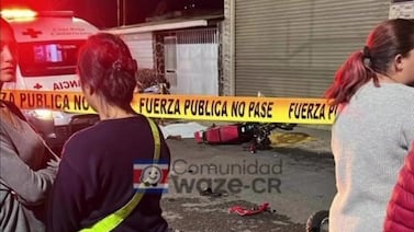 Joven de 19 años pierde la vida tras choque frontal entre dos motocicletas en Desamparados