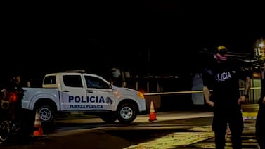 Madrugada violenta deja a pareja grave tras balacera en Alajuelita